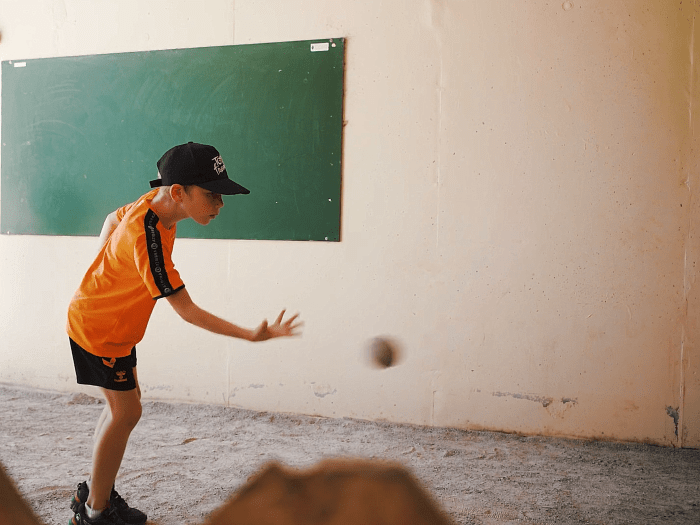 Nos jeux traditionnels requièrent de l'adresse et de la concentration.